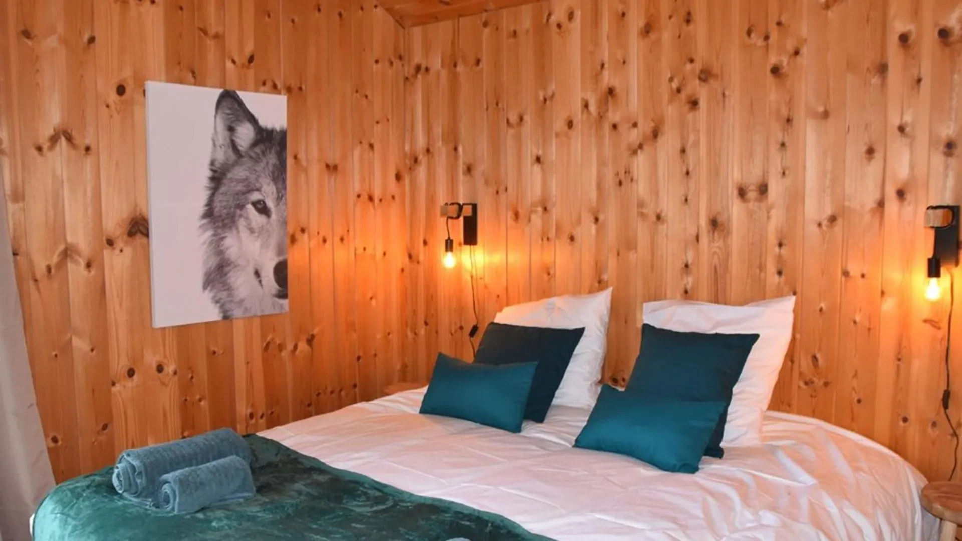 Chalet Cosy A Montgenevre Avec Cheminee Et Wifi - Fr-1-266-244 0*,  France